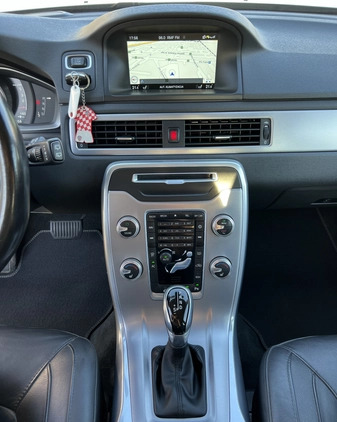 Volvo V70 cena 38000 przebieg: 421800, rok produkcji 2015 z Kraków małe 781